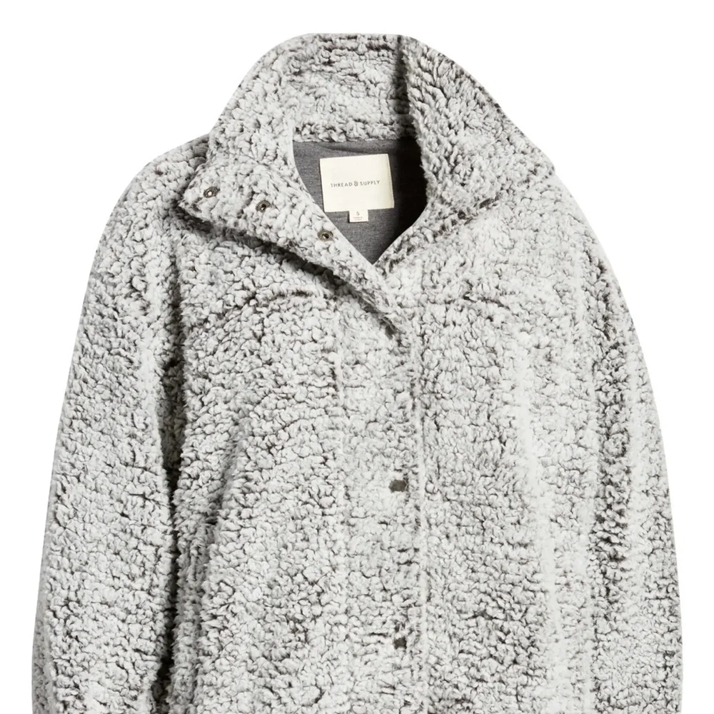 Thread & Supply Cropped Fleece Jacket - Picture 8 of 8